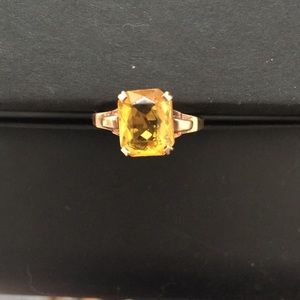 Vintage 10kt yellow gold ring citrine style stone